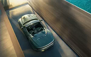   Aston Martin Vanquish Volante - 2025