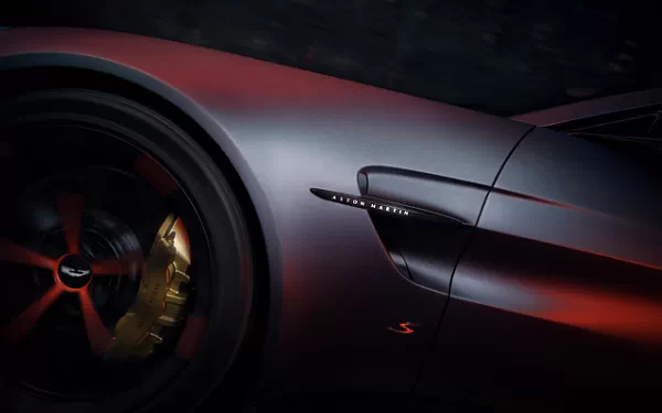   Aston Martin Vantage S - 2025