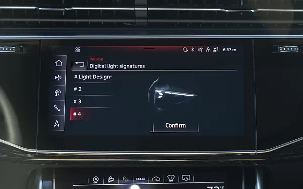   Audi Q8 55 TFSI quattro S line (Sakhir Gold Metallic) US-spec - 2025