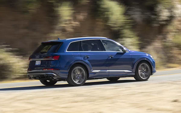   Audi SQ7 TFSI (Ascari Blue Metallic) US-spec - 2025