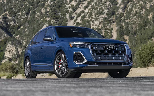   Audi SQ7 TFSI (Ascari Blue Metallic) US-spec - 2025
