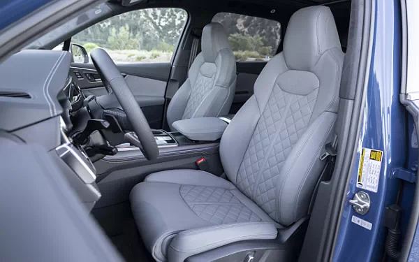   Audi SQ7 TFSI (Ascari Blue Metallic) US-spec - 2025