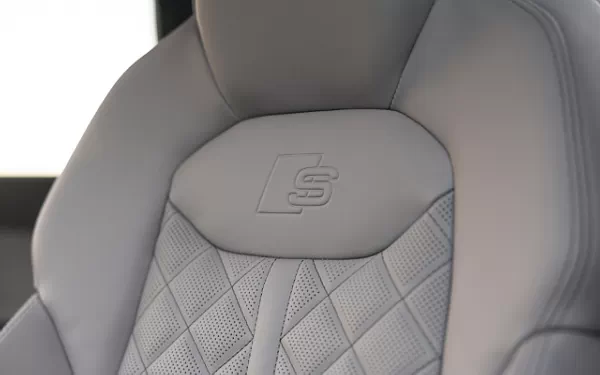   Audi SQ7 TFSI (Ascari Blue Metallic) US-spec - 2025