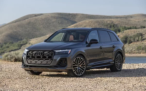   Audi SQ7 TFSI Black Optic Package (Daytona Grey) US-spec - 2025
