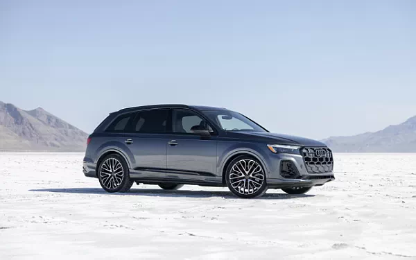   Audi SQ7 TFSI Black Optic Package (Daytona Grey) US-spec - 2025