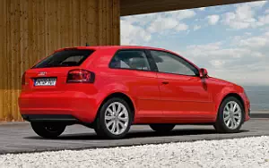 Обои автомобили Audi A3 - 2010