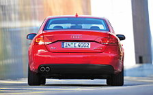 Обои автомобили Audi A4 2.0 TDI e - 2009