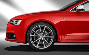   Audi A5 Coupe DTM Champion - 2013
