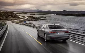 Обои автомобили Audi A8 quattro S line - 2021