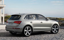   Audi Q5 - 2012