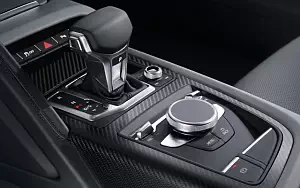   Audi R8 V10 plus - 2009