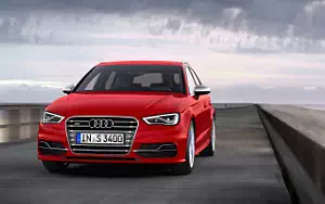   Audi S3 Sportback - 2013