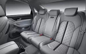 Обои автомобили Audi S8 - 2011