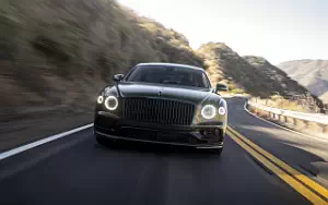 Обои автомобили Bentley Flying Spur Hybrid (British Racing Green) US-spec - 2022