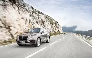   Bentley Bentayga Diesel (Dark Cashmere) - 2016