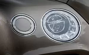   Bentley Bentayga Diesel (Dark Cashmere) - 2016