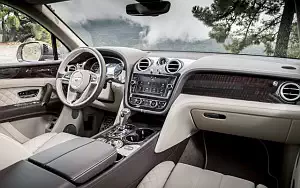   Bentley Bentayga Diesel (Dark Cashmere) - 2016