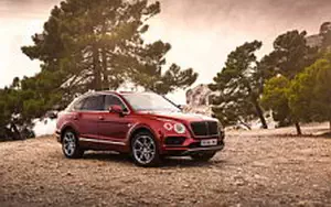   Bentley Bentayga Diesel (Rubino Red) - 2016