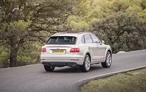   Bentley Bentayga Diesel (White Sand) - 2016