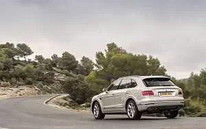   Bentley Bentayga Diesel (White Sand) - 2016