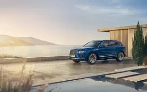   Bentley Bentayga Azure - 2022