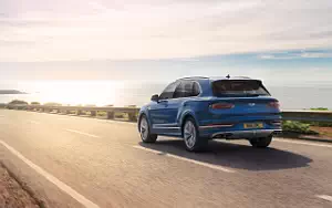   Bentley Bentayga Azure - 2022