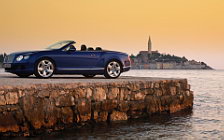   Bentley Continental GTC W12 - 2012