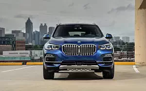   BMW X5 xDrive40i xLine US-spec - 2018