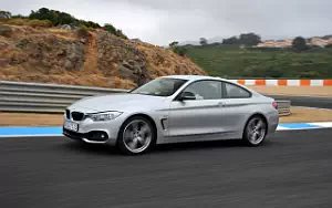   BMW 435i Coupe Sport Line - 2013