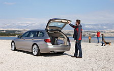 Обои автомобили BMW 520d Touring - 2010
