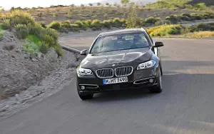 Обои автомобили BMW 530d xDrive Touring Modern Line - 2013