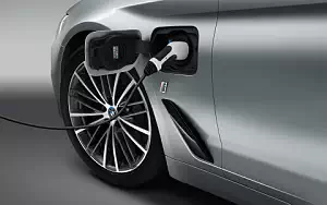   BMW 530e iPerformance - 2017