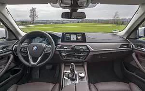 Обои автомобили BMW 530e iPerformance - 2017