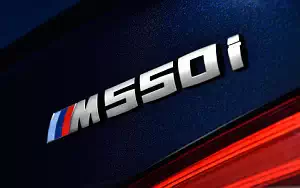   BMW M550i xDrive Sedan - 2017