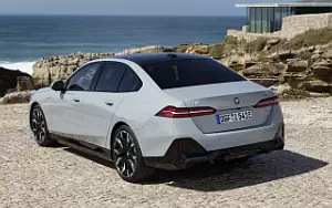   BMW i5 eDrive40 M Sport (Brooklyn Grey Metallic) - 2023