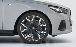   BMW i5 eDrive40 M Sport - 2023