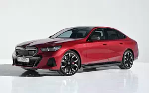 Обои автомобили BMW i5 M60 xDrive - 2023