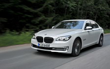   BMW 750i - 2012