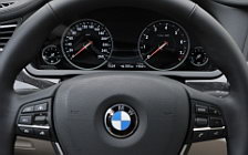   BMW 750i - 2012