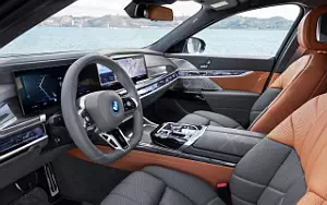   BMW i7 M70 xDrive (Aurora Diamond Green) - 2023