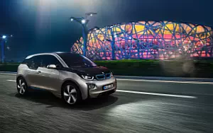   BMW i3 - 2013