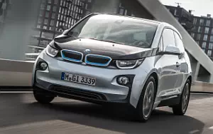   BMW i3 - 2013