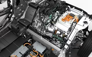   BMW i3 - 2013