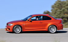 Обои автомобили BMW 1-Series M Coupe - 2011