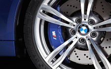   BMW M5 Sedan F10 - 2011