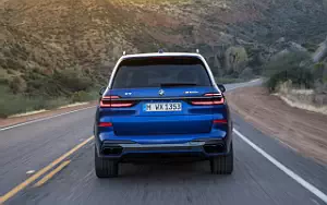 Обои автомобили BMW X7 M60i xDrive - 2022