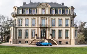   Bugatti Chiron - 2016