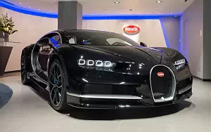   Bugatti Chiron - 2016