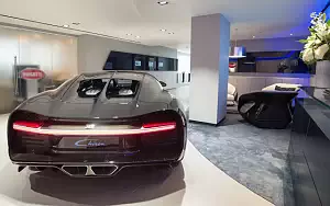   Bugatti Chiron - 2016