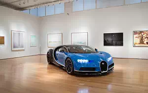   Bugatti Chiron - 2016